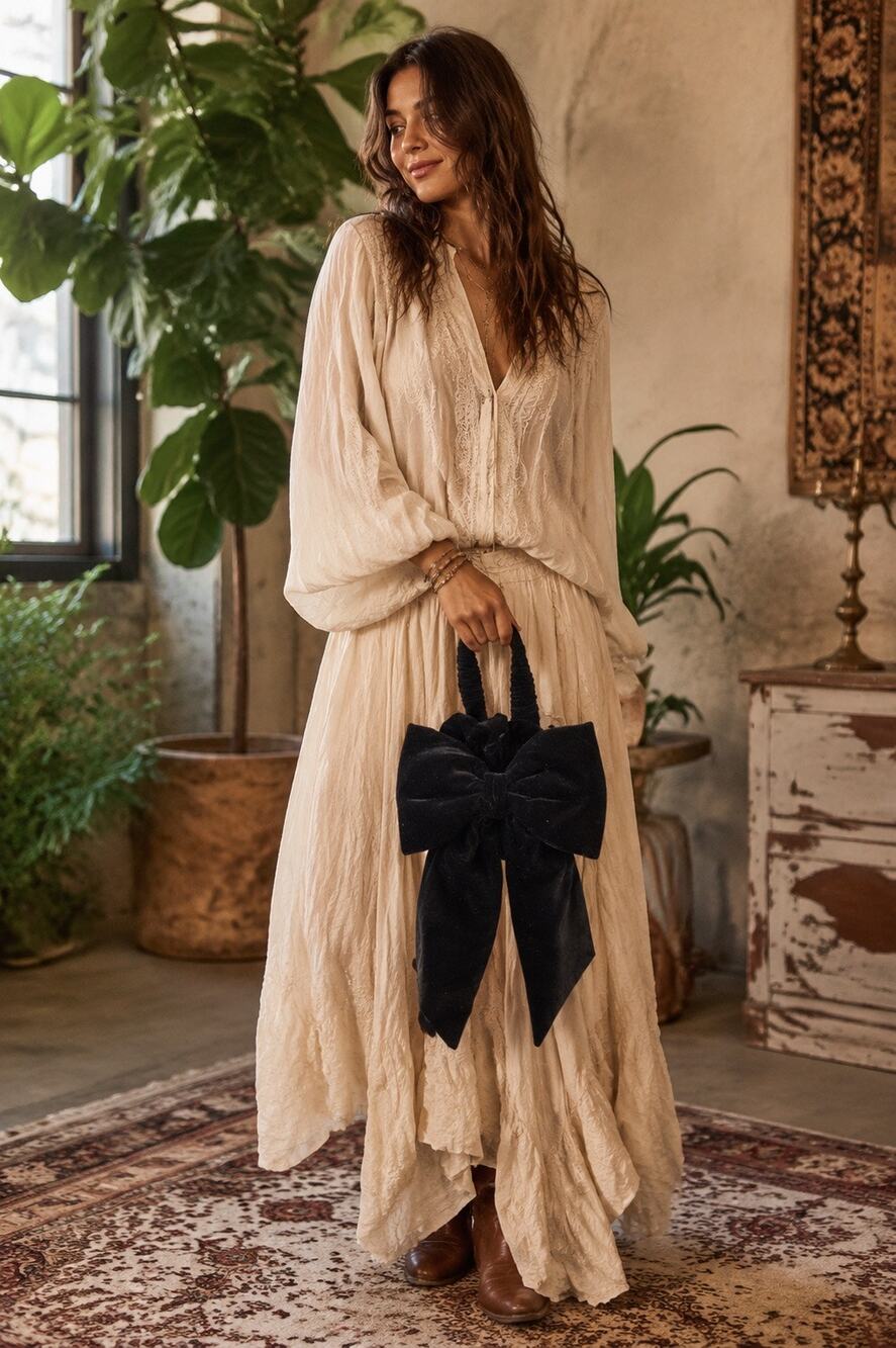 Free people Black  velvet  Bow  bag